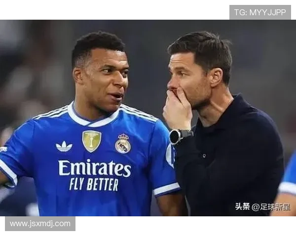 小鹰连发两文怒批皇马球星宠坏阿隆索