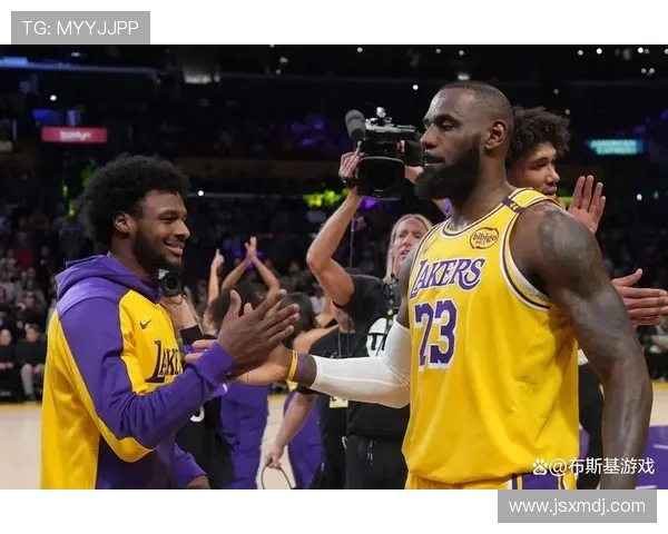 詹姆斯称湖人健康定成败盼当老板